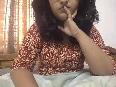 reena 12 online show from November 2025 10:05:01 AM