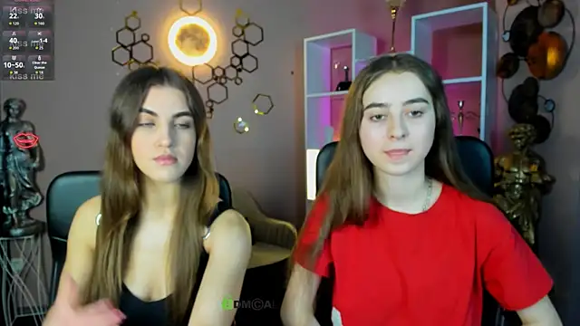 Snapshot of rebecca_smile chatting on December 2025 01:40:02 PM rebecca smile online show from December 2025 01:40:02 PM