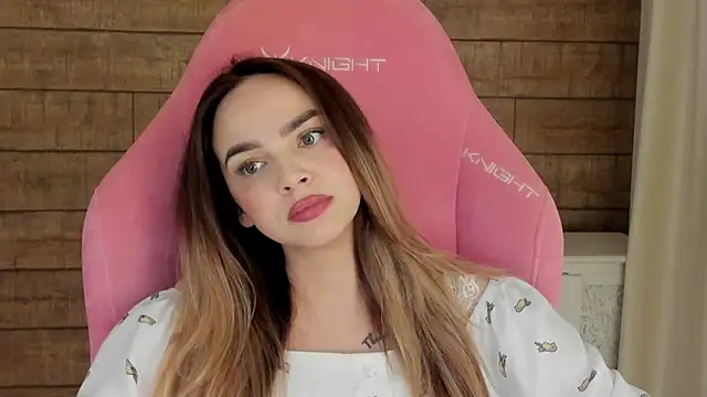 Snapshot of AnitaVenture chatting on May 2026 04:41:02 AM AnitaVenture online show from May 2026 04:41:02 AM