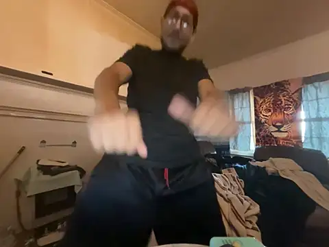 Snapshot of ThrowedWorldWide chatting on February 2026 08:25:02 PM ThrowedWorldWide online show from February 2026 08:25:02 PM