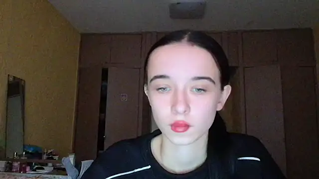 Emilia Light online show from November 2025 07:35:02 AM