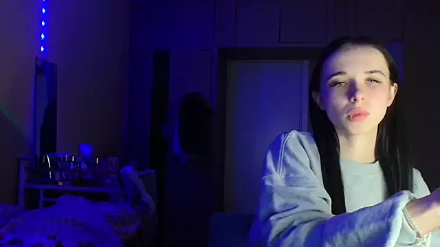 Emilia Light online show from March 2026 08:14:01 PM