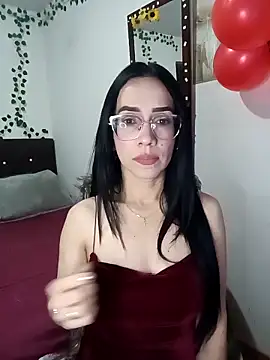 YaraDuartee online show from February 2026 11:58:02 PM