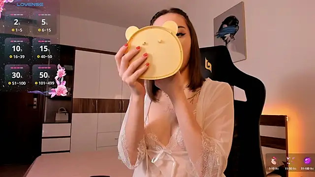 Snapshot of AmyVilvet_ chatting on September 2025 08:14:01 PM AmyVilvet online show from September 2025 08:14:01 PM