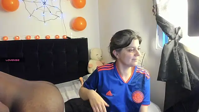 Yin yang hot online show from October 2025 10:31:01 PM