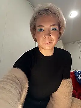 Conny Shellie online show from December 2025 10:49:02 PM