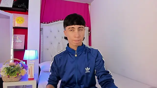 XaanderGrey online show from December 2025 08:26:01 PM