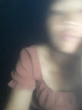 Snapshot of bree-zz chatting on October 2025 11:24:01 PM bree-zz online show from October 2025 11:24:01 PM