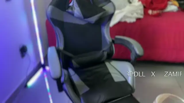 zamir333 online show from March 2026 10:35:02 PM