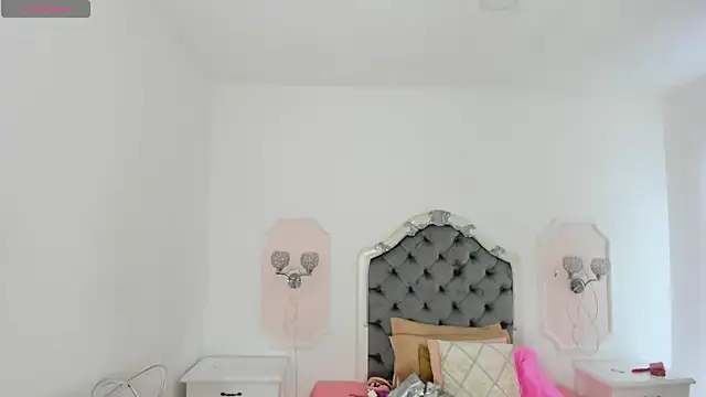 kendallspears 1 online show from April 2026 03:39:01 AM