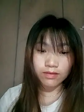 min-xinh online show from April 2026 09:04:02 PM