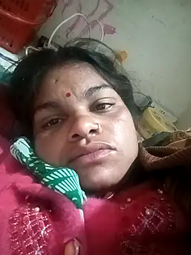 Snapshot of SHMA-77 chatting on January 2026 12:35:01 AM SHMA-77 online show from January 2026 12:35:01 AM