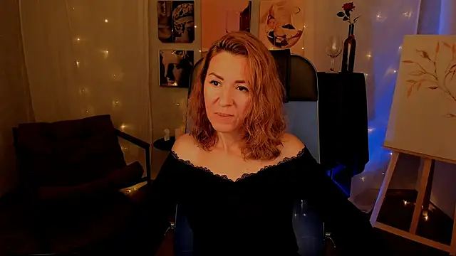 DonnaSmitth online show from October 2025 03:24:02 PM