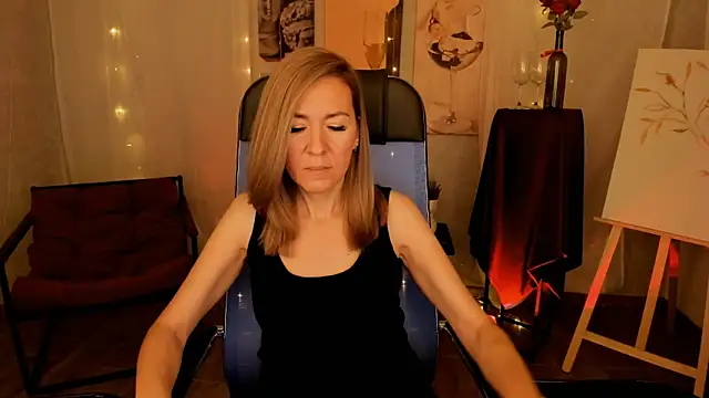 DonnaSmitth online show from December 2025 02:10:02 PM