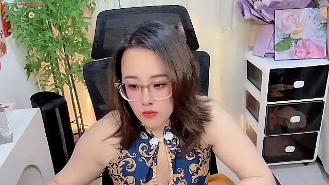 NEWONETO online show from February 2026 03:04:01 PM