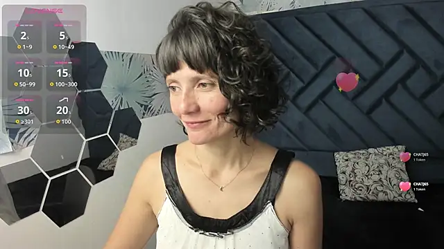 Valery More   online show from January 2026 01:35:02 PM