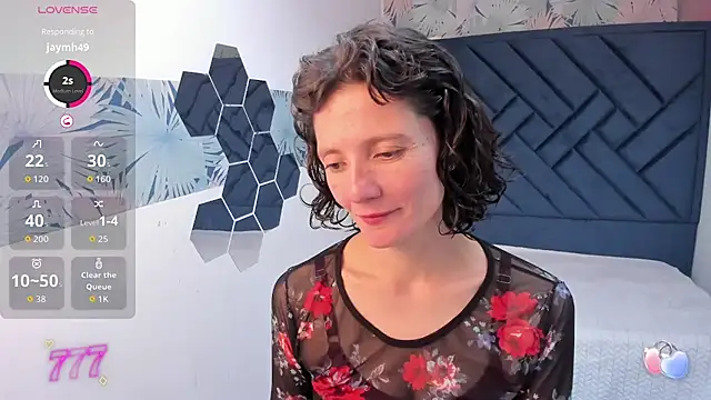 Snapshot of Valery_More__ chatting on June 2026 02:19:02 PM Valery More online show from June 2026 02:19:02 PM