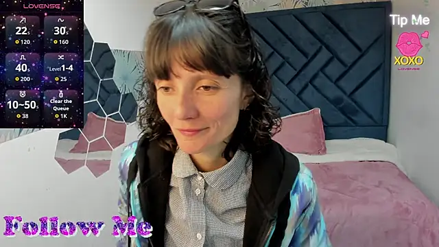 Snapshot of Valery_More__ chatting on July 2026 12:29:01 PM Valery More online show from July 2026 12:29:01 PM