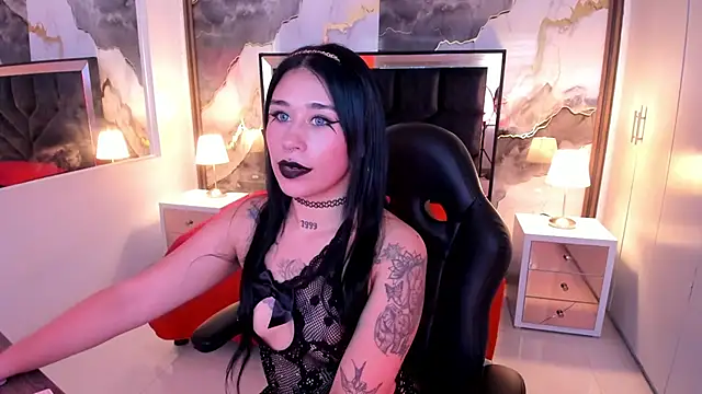 Snapshot of SusanVilla chatting on May 2026 07:53:02 PM SusanVilla online show from May 2026 07:53:02 PM