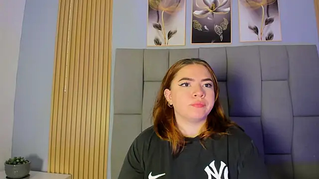 Kandyfrees  online show from December 2025 12:34:02 PM