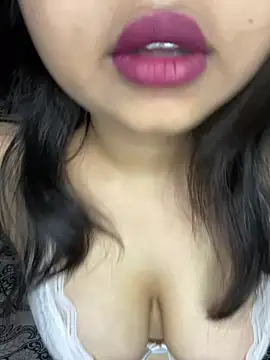 soniyaverma00 online show from April 2026 07:29:02 PM