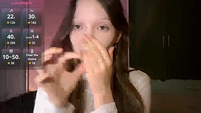 EmiIyKitty online show from February 2026 07:20:02 PM