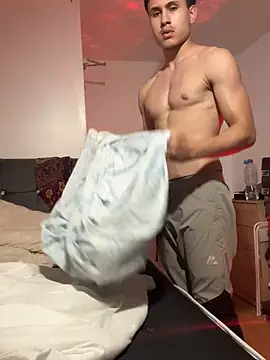 adgymwear1 online show from October 2025 08:06:02 PM