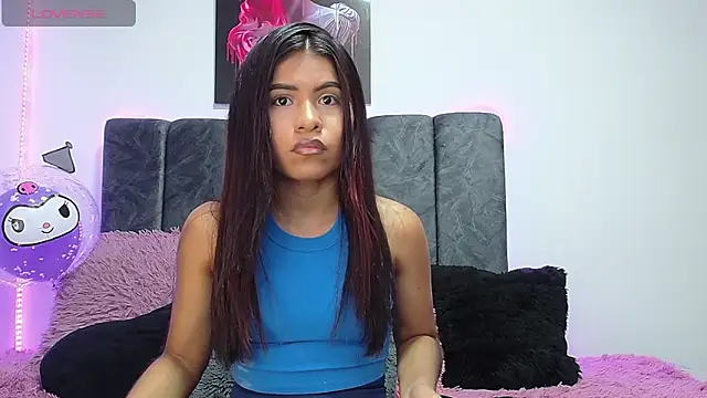 Snapshot of karinna_santana chatting on February 2026 06:56:01 PM karinna santana online show from February 2026 06:56:01 PM