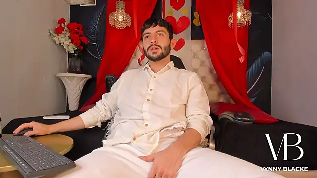 Snapshot of VynnyBlacke_ chatting on February 2026 07:51:01 AM VynnyBlacke online show from February 2026 07:51:01 AM