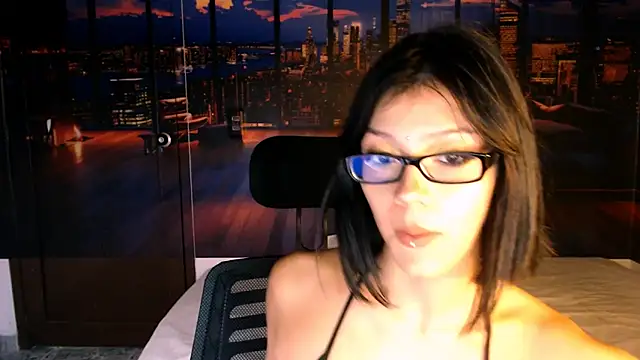 ChloePetite 0 online show from October 2025 07:27:01 PM