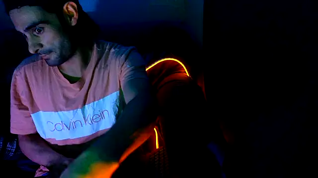 highinhtxx online show from November 2025 06:57:01 AM