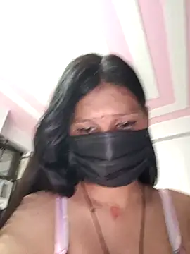 Snapshot of Tanya-905 chatting on May 2026 05:42:02 PM Tanya-905 online show from May 2026 05:42:02 PM