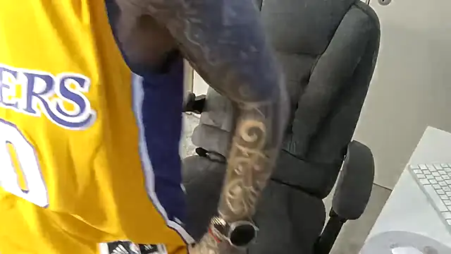 Jockstrap3x online show from October 2025 11:52:02 AM