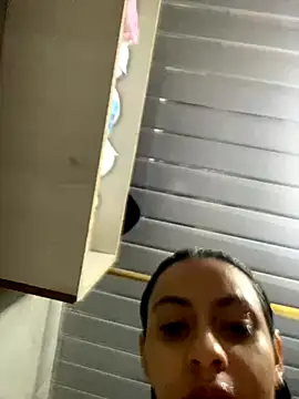 miluwatson online show from September 2025 07:52:02 PM