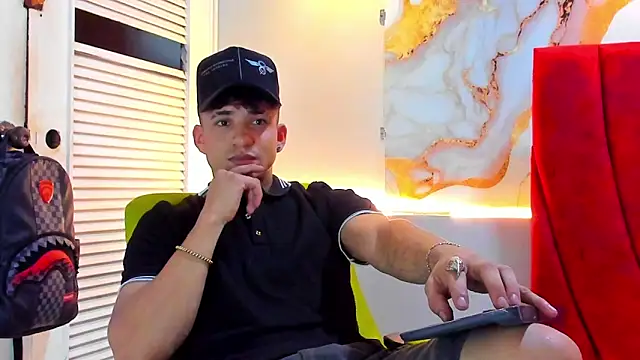 daniscot online show from December 2025 03:45:02 AM