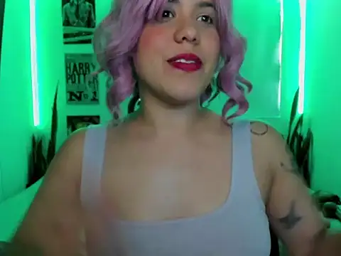 Snapshot of Tinawildd chatting on March 2026 06:24:02 PM Tinawildd online show from March 2026 06:24:02 PM