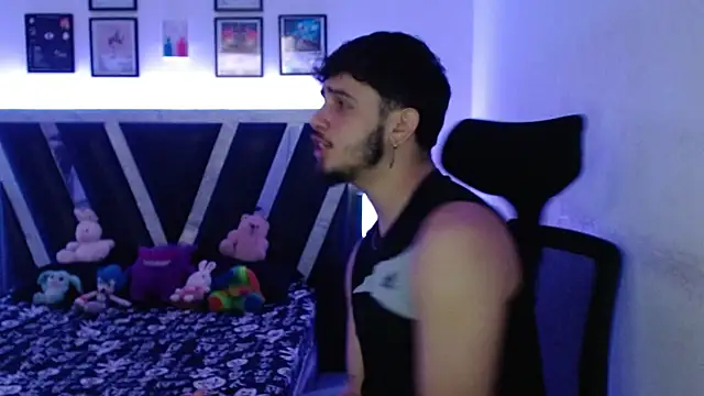 Sebasxxl12 online show from October 2025 04:09:02 AM