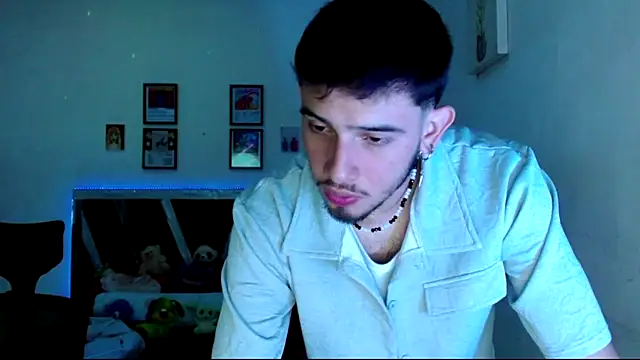 Sebasxxl12 online show from May 2026 02:06:01 AM