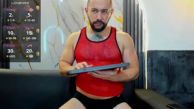 isaac franko online show from November 2025 09:08:01 PM