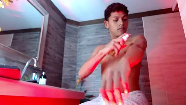 Snapshot of Sammy_Millers chatting on April 2026 08:31:01 PM Sammy Millers online show from April 2026 08:31:01 PM