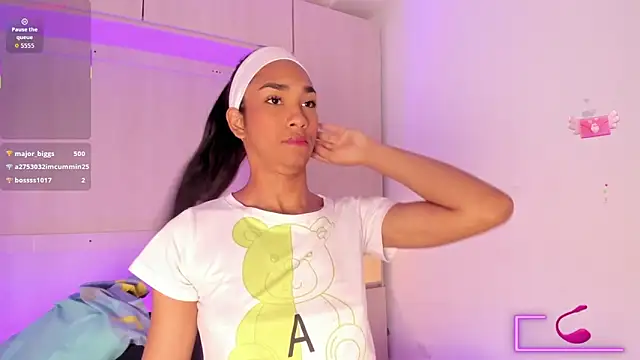 AnahiCollins online show from November 2025 11:33:02 AM