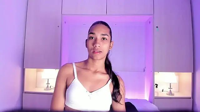 AnahiCollins online show from March 2026 11:39:01 AM