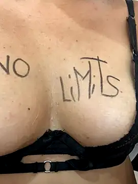 Valentinahot7 online show from December 2025 07:43:01 PM