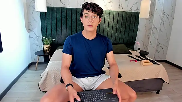 Snapshot of DyllanCooper chatting on November 2025 12:16:02 PM DyllanCooper online show from November 2025 12:16:02 PM