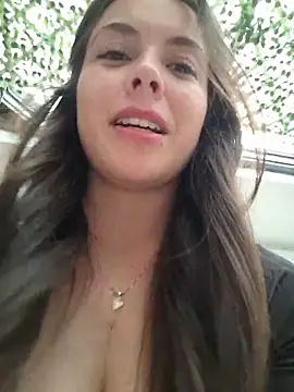 Snapshot of EmmaValencia_ chatting on May 2026 08:28:01 PM EmmaValencia online show from May 2026 08:28:01 PM