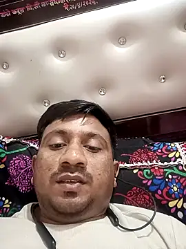 SlipperyRebound0 online show from September 2025 06:35:02 PM