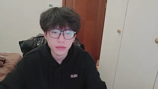 hangzi-0011 online show from December 2025 02:02:02 PM