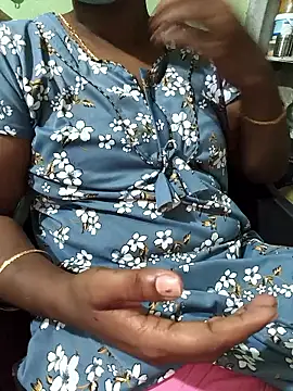 Snapshot of Tamilselviroja- chatting on May 2026 01:49:02 PM Tamilselviroja- online show from May 2026 01:49:02 PM