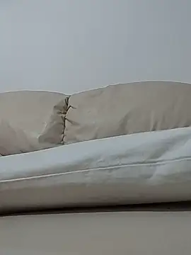 Snapshot of thonyx93 chatting on November 2025 01:32:02 PM thonyx93 online show from November 2025 01:32:02 PM