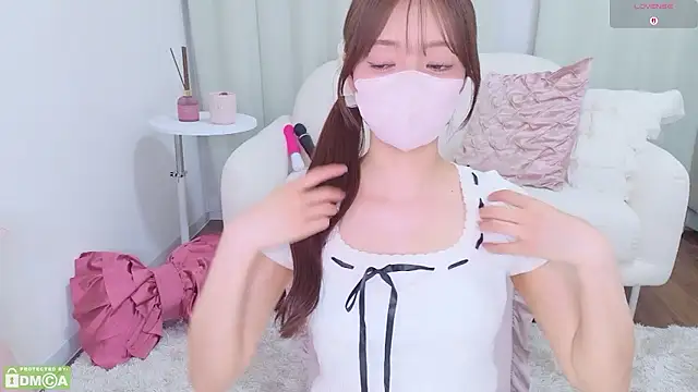 Snapshot of Seira__nn chatting on May 2026 01:19:01 PM Seira nn online show from May 2026 01:19:01 PM